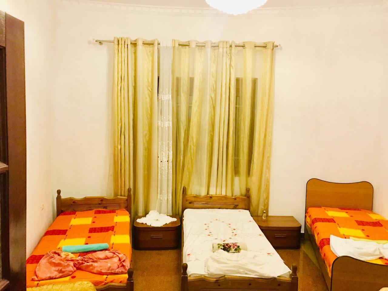 Port Side Rooms Durres Ngoại thất bức ảnh